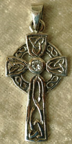 pendantif croix Celte