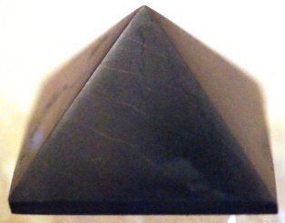 pyramide shungite