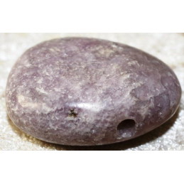 Lépidolite percée