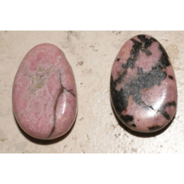 Rhodonite percée