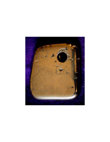 Pyrite polie percée