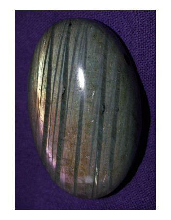 Labradorite percée ovale et dorée