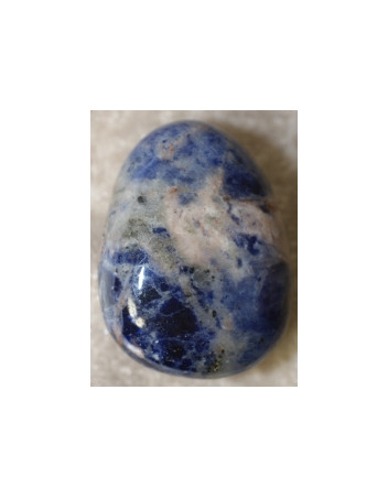 Sodalite percée